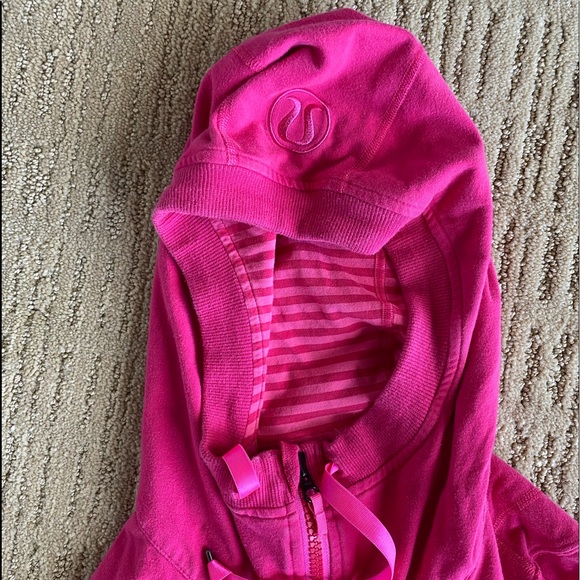 Lululemon jacket - Picture 3 of 3